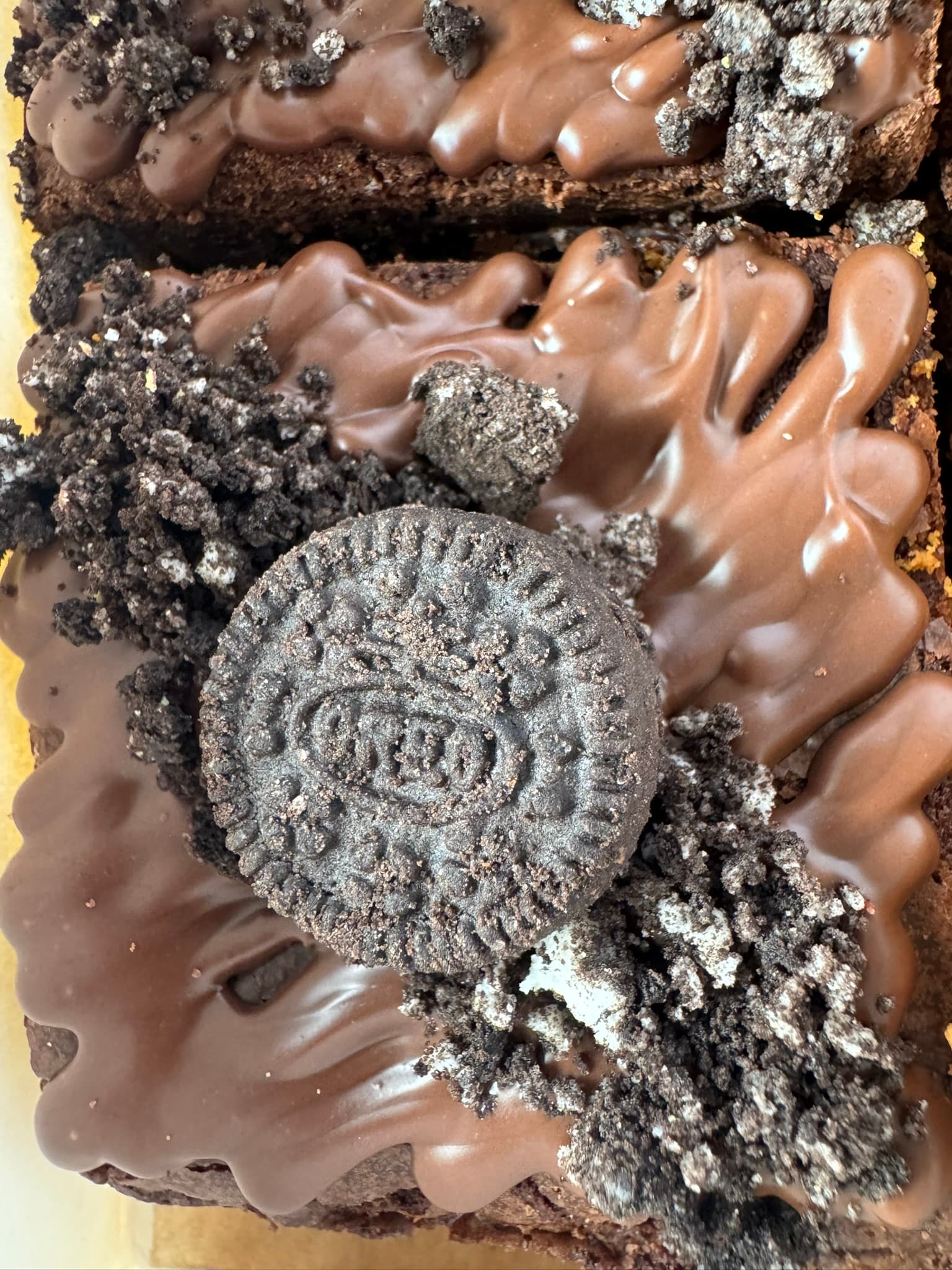 Loaded Brownie Bites
